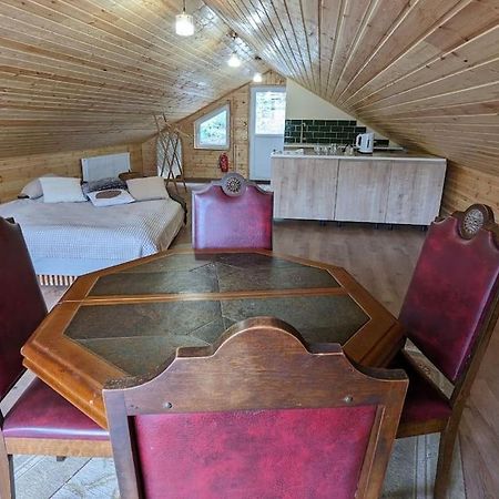 Unforgettable Attic With Balcony In Borjomi Apartment Exterior photo